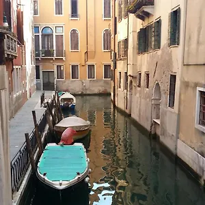 Apartment Nice In San Marco Venedig