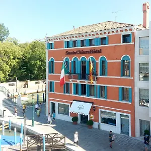 מלון Santa Chiara