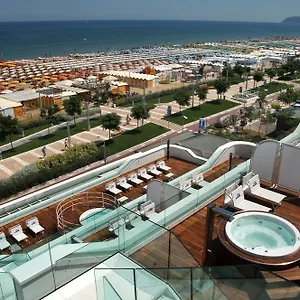 **** Отель T-Suite Hotel Италия